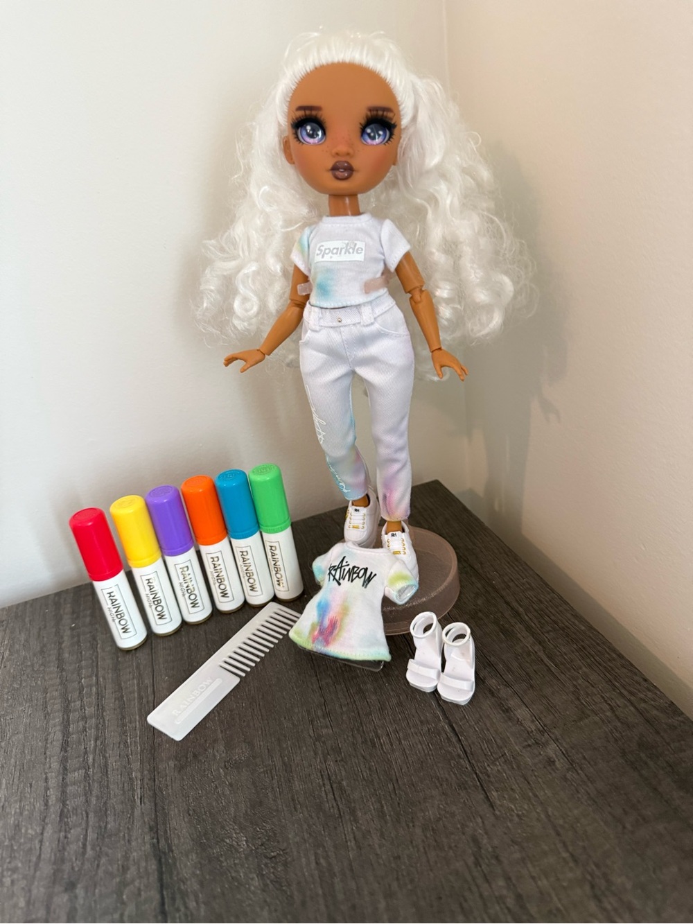🌈 Rainbow High Color & Create Doll (Purple Eyes/Curly Hair)
